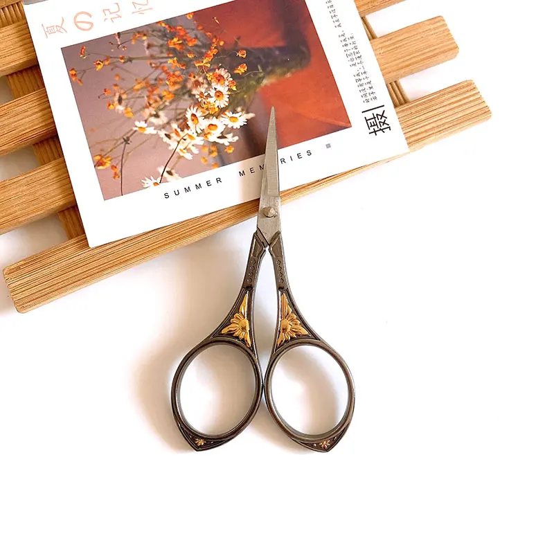 1Pcs Stainless Steel Vintage Scissors Sewing Fabric Cutter Embroidery Scissors Tailor Scissor Sewing Thread Scissor  Yarn Shears