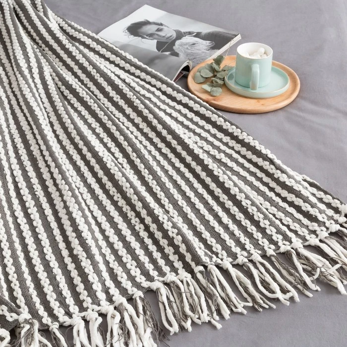 Плед Этель Полоска 130*150см цв. Серый с молочным акрил 100% полиэстер 4863237 | Дом и сад