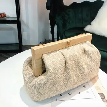 

2020 Designer Wood Women Clip Bags Casual Chain Crossbody Bag Women Shoulder Messenger Bags Casual Tote Female Purse NEW