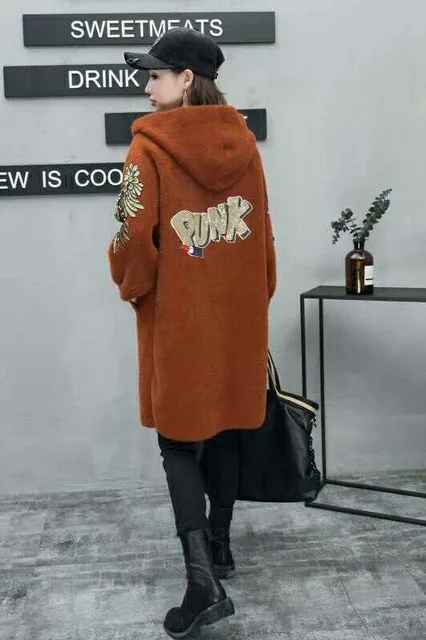 caramel colour Женское пальто с искусственным мехом, новая мода, женское длинное пальто с буквенным принтом, куртка с капюшоном, осенне-зимняя теплая Повседневная куртка с длинным рукавом - Цвет: caramel colour