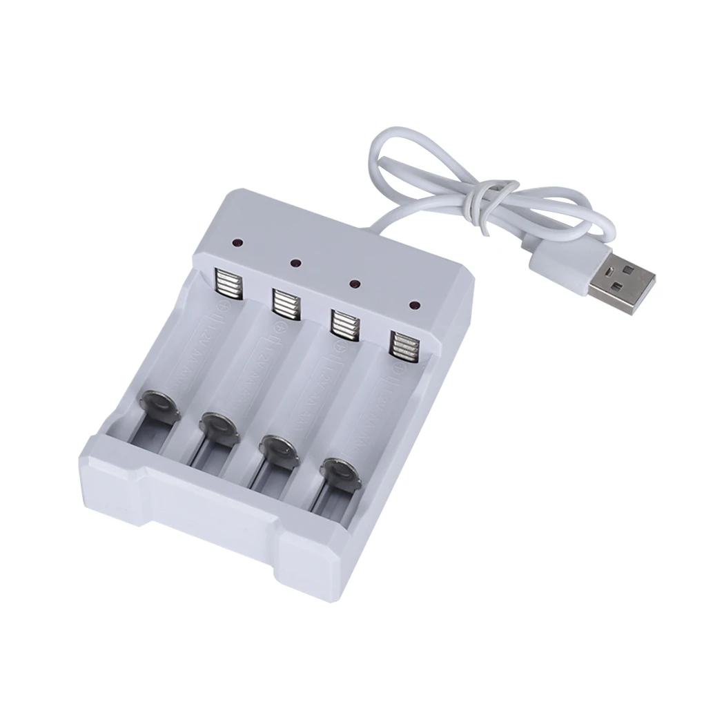 USB Output 4 Slots Fast Charging Battery Charger Short Circuit Protection AAA /AA Rechargeable Battery Charging Station