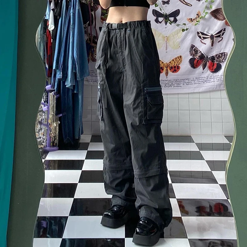 low rise baggy cargo pants