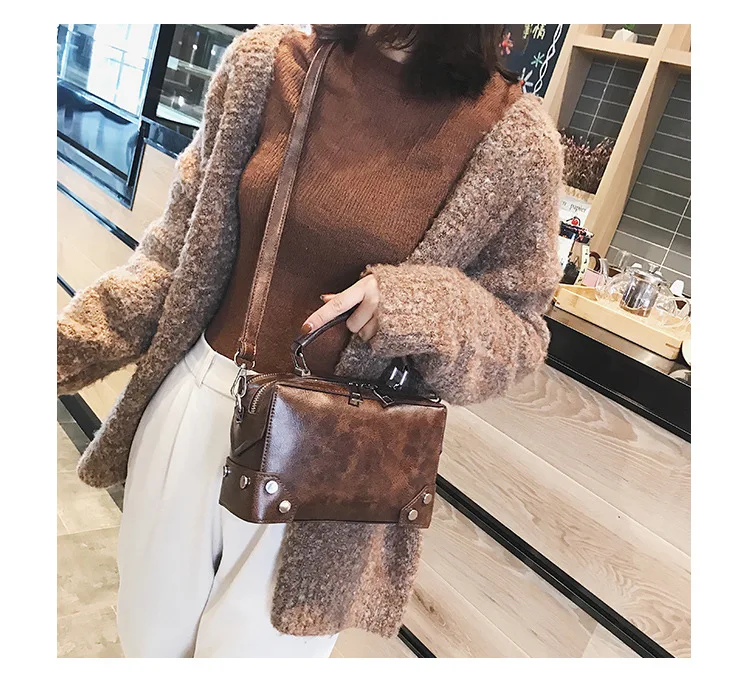 MJ Fashion Box Shape PU Leather Handbag Vintage Rivet Crossbody Bag 2019 New Casual Large Capacity Women Messenger Shoulder Bags (10)
