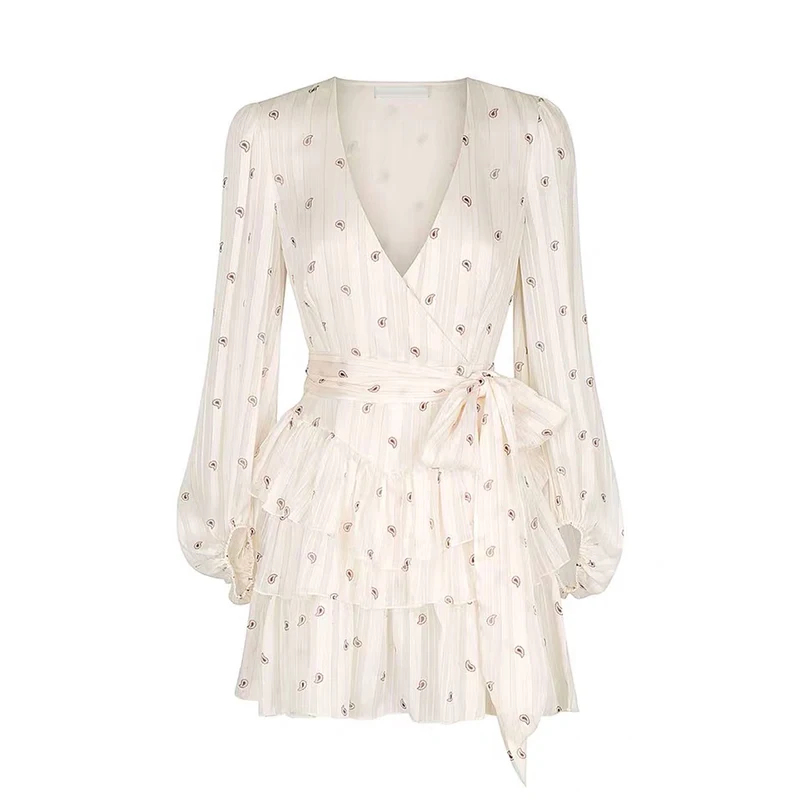 Женское мини платье с рисунком TWOTWINSTYLE летнее белое V образным вырезом рукавами