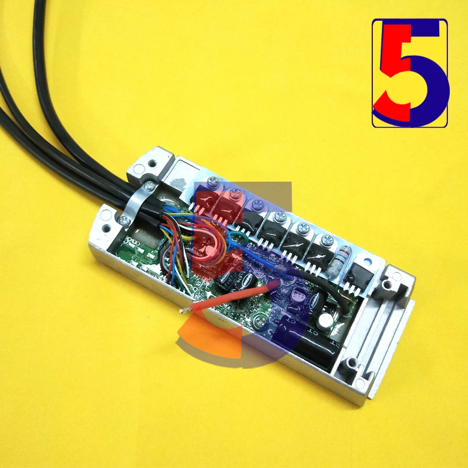 KT-sine-wave-controller-36V-48V-250W-350W-Hailong-controller-small-Hailong-battery-case-controller-36V-48V-15A-6-mosfers (4)