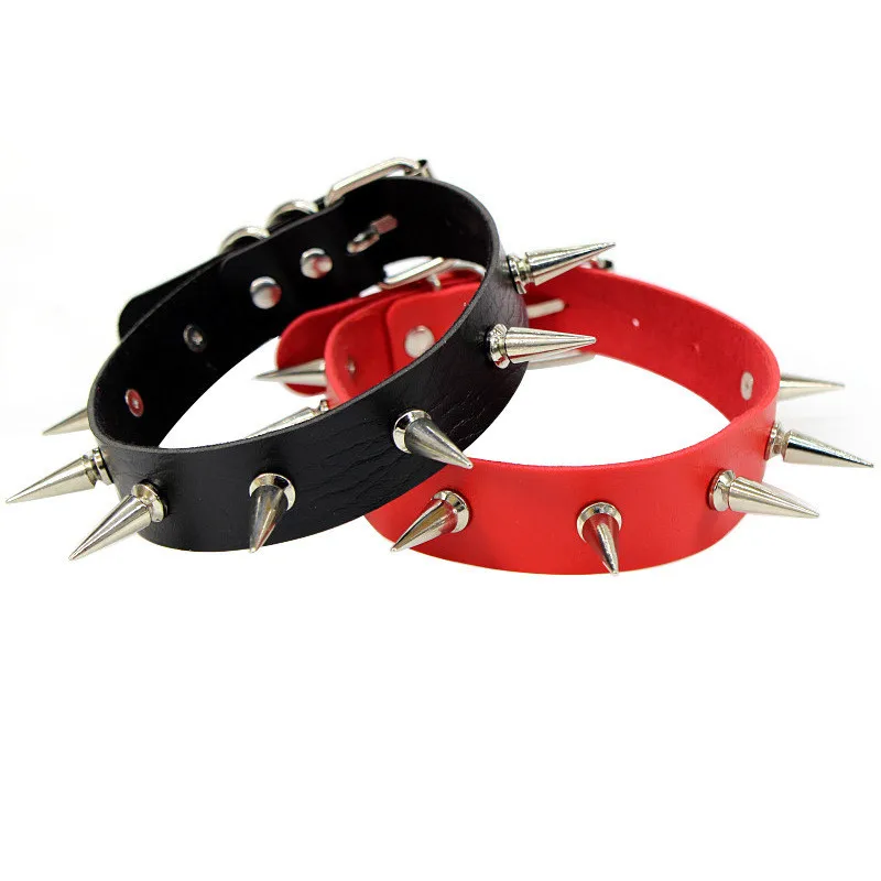 2024 Neue Punk Spike Halsband Halskette aus Leder mit Nieten und Anhänger Gothic Schmuck 1
