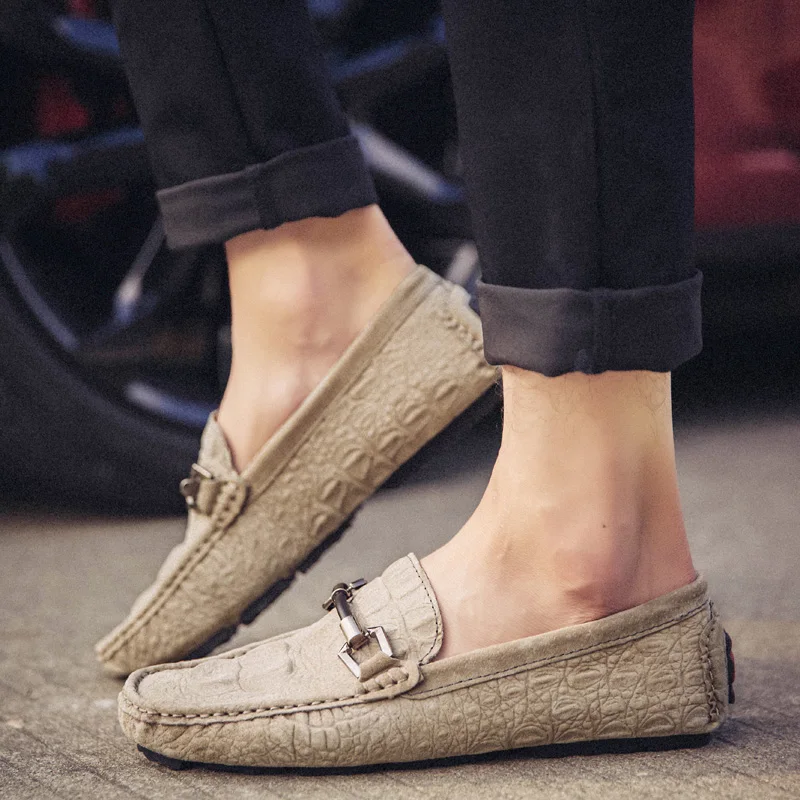 Мужские повседневные туфли из натуральной кожи осенние модные кроссовки без