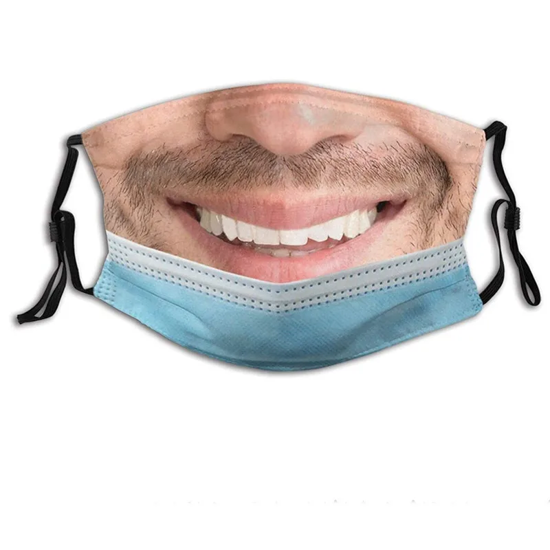 Gros plan sur les coutures et les plis d'un masque réutilisable en tissu du lot de 10, détail de la fabrication écologique.