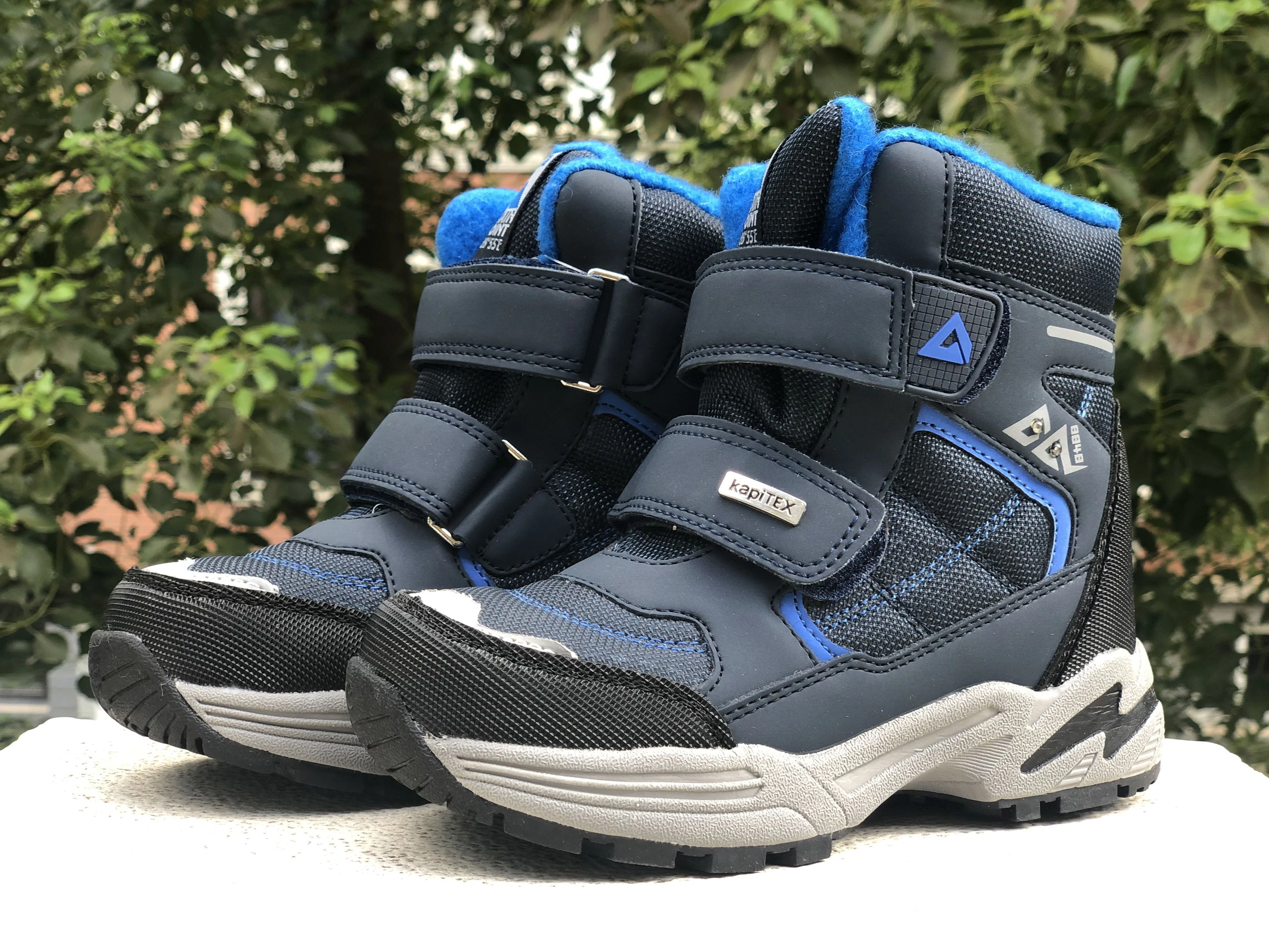 Baby boy snow boots size 4 Clearance