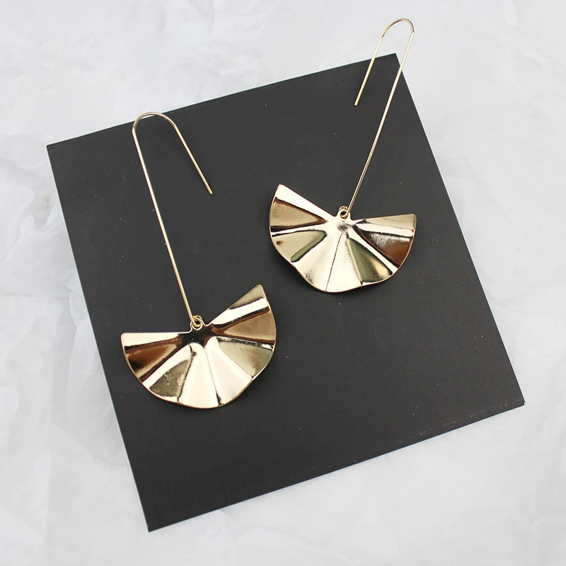 

2019 New Sector Geometric Texture Metal Stud Earrings Personality Office Alloy Fan Pendant Earring Women Girls Wedding Gifts