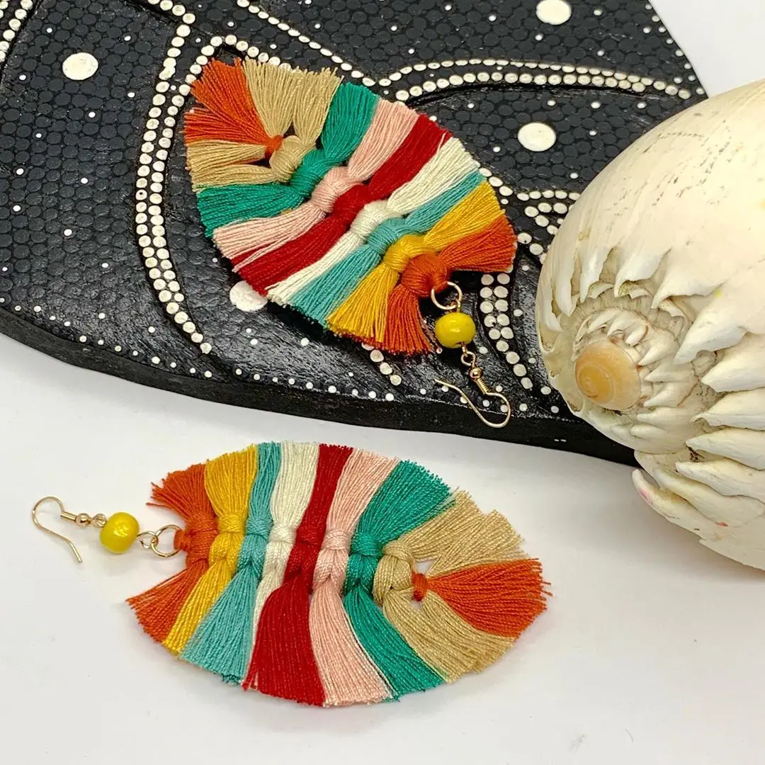 Мода для девочек, сережки с кисточками Boho для женщин, серьги с перьями макраме, подарки подруге, свадебные украшения, вечерние, ins