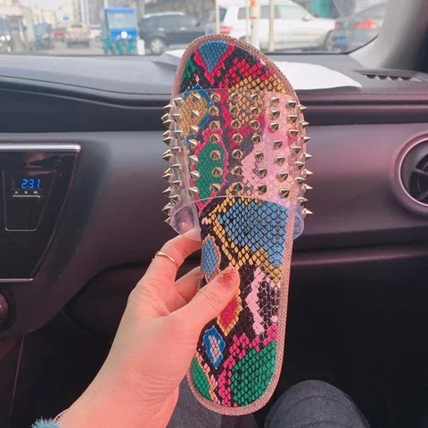 Women Sandals Summer Chic Rhinestone Slippers Ladies Retro Snake Pattern Slipper Flats Female Straight Rivet Casual Women Shoes