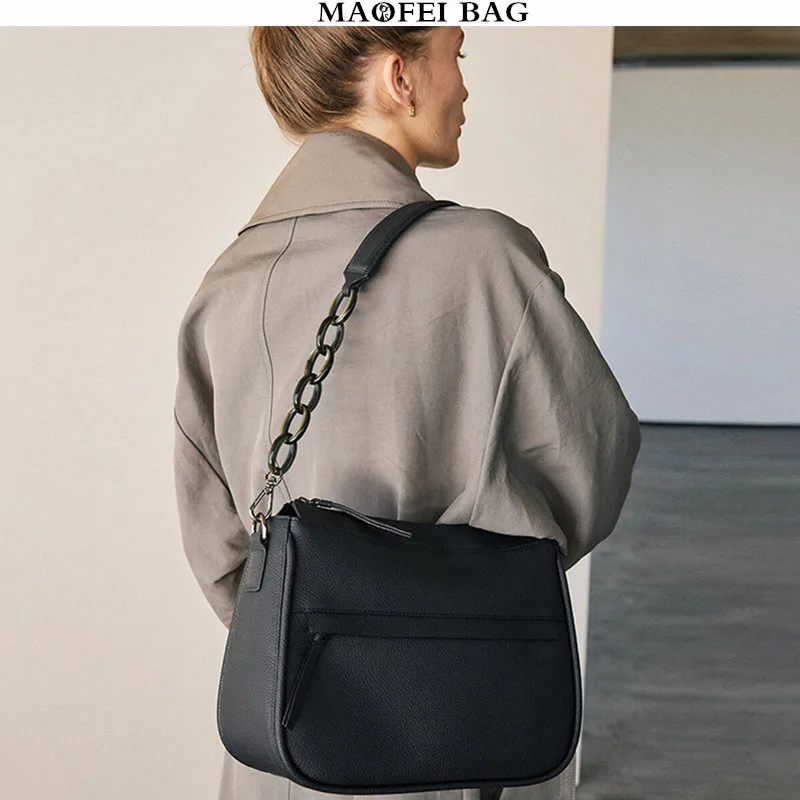 

Fashion Women Large Capacity Commuter Bags Autumn And Winter New Small Chain Shoulder Bag Wild Single Shoulder Diagonal Handbag