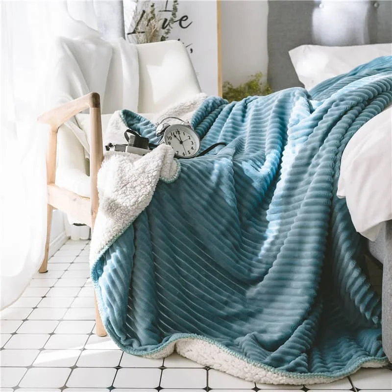 Твердые Цвет ультрамягкое одеяло теплые однотонные теплые микроплюшевый флисовое покрывало для одеяла ковер диван-кровать Офис путешествия питания - Цвет: green