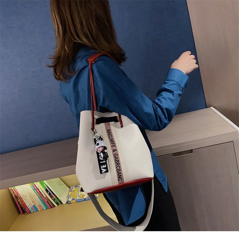 

Messenger bag Women Bucket Shoulder Bag large capacity vintage Matte PU Leather lady handbag Luxury Designer bolsos mujer Black