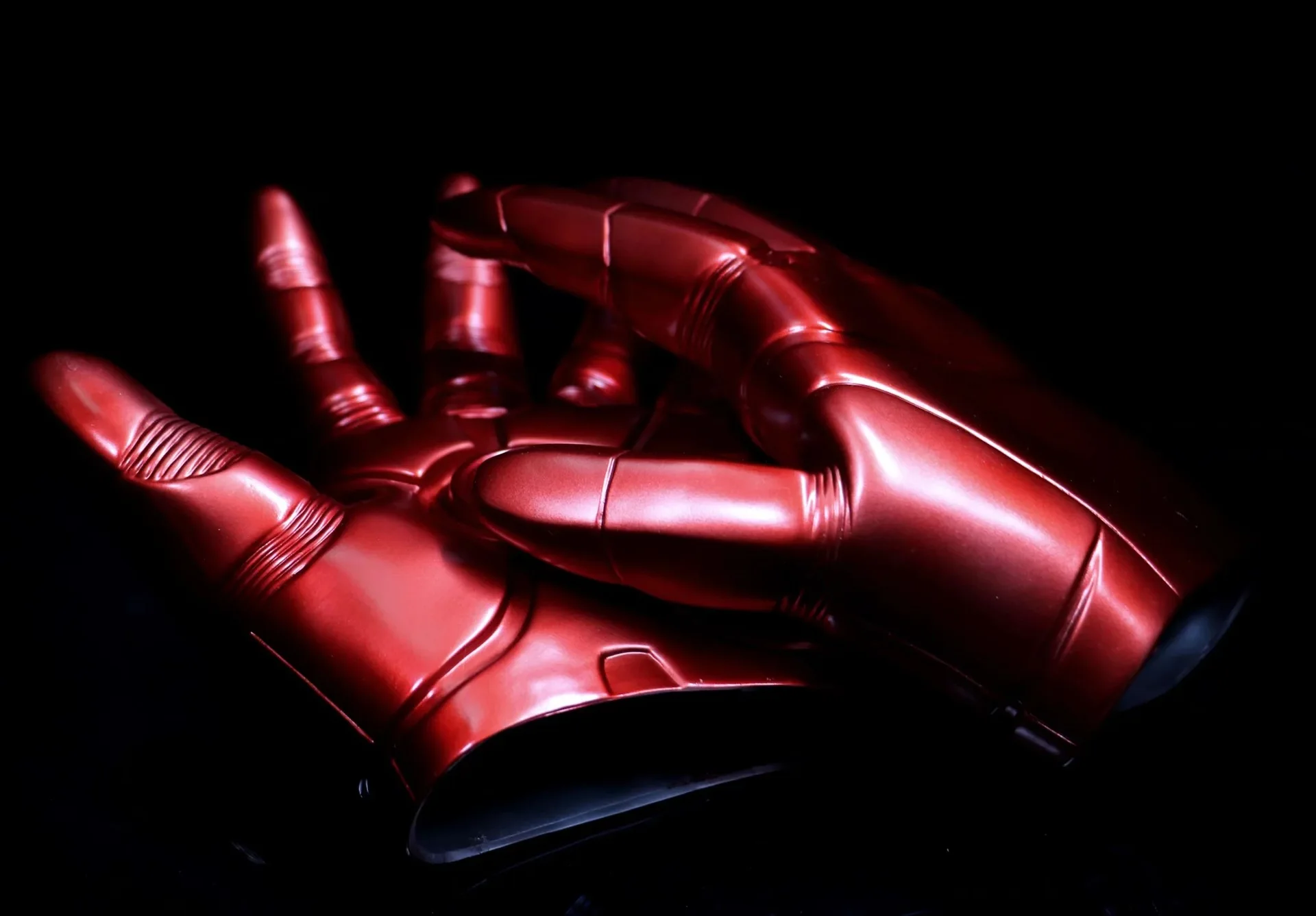Marvel Мстители Железный человек светодиодный игрушечные перчатки фигурки Железный человек погремушки ПВХ коллекционные куклы для взрослых детей Подарки