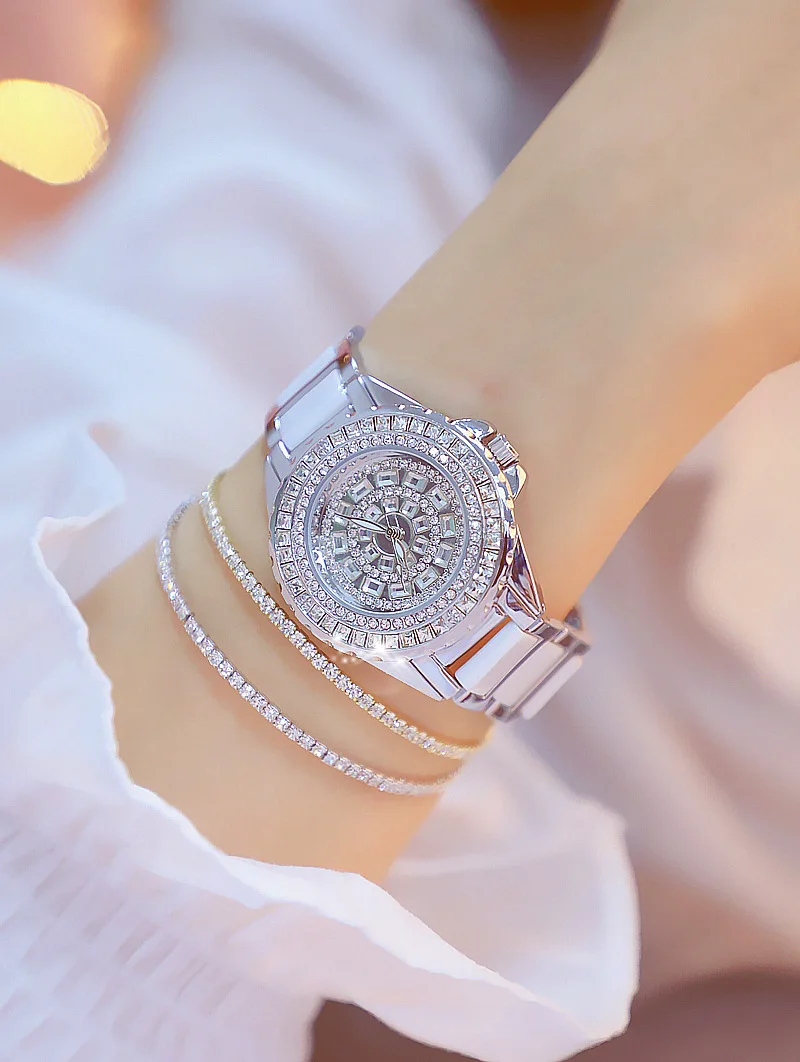 10927858287_381868954