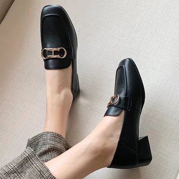 

2020 Spring Black Beige Women Loafers Flat Shoes Round Toe Low Heel Lady Shoes Woman Casual Shoes Size 35-40 21801AIN3948