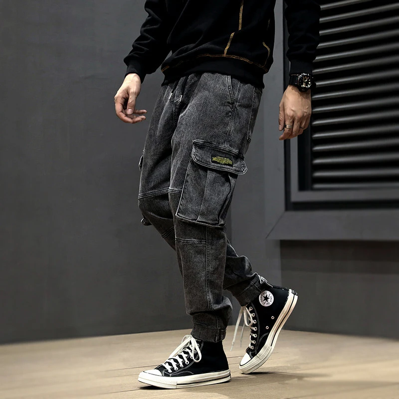 Japanese Style Fashion Men Jeans Vintage Black Gray Loose Fit Big Pocket Cargo Pants Harem Jeans 3