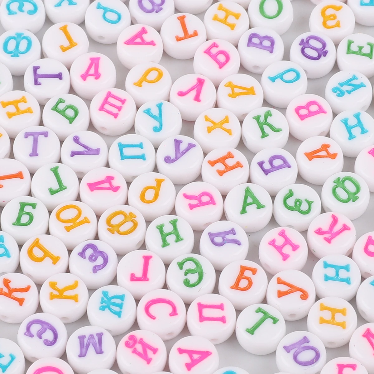 100 Perline Acriliche Con Lettera E Per Gioielli Fai Da Te - 4x7mm Bianche Con Lettera Nera