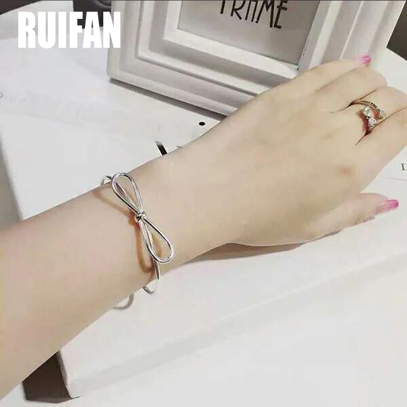 

Ruifan Romantic Bow White Gold Color Bracelets & Bangles Open Cuff Bangle for Women Female Charm Bracelet Trendy Jewelry YBR091