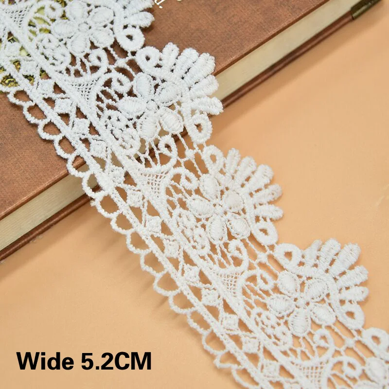 5.2cm Wide Luxury White Cotton Embroidered Lace Appliques 3d Flowers