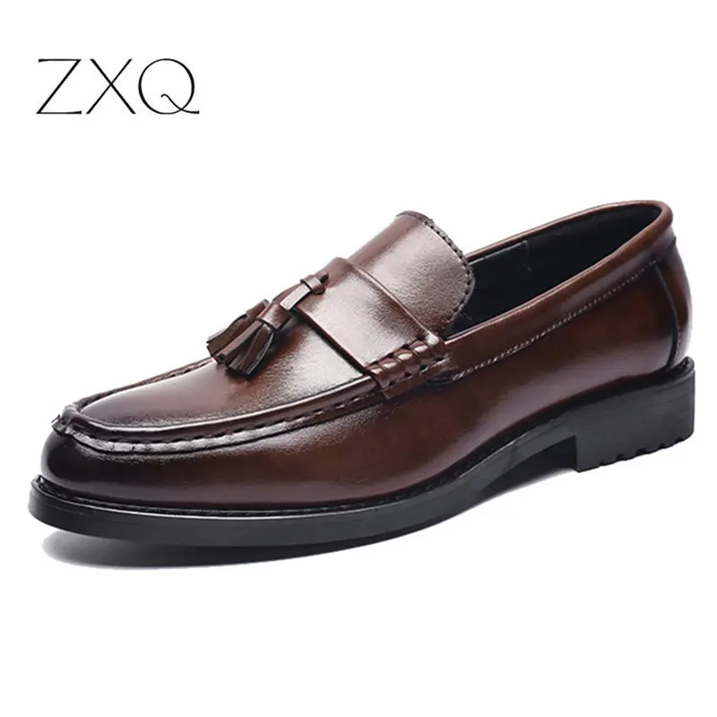 

High Quality Men Leather Formal Loafers Korean Version Tassels Slip-On Driver Dress Loafers Pointed Toe Moccasin Wedding Shoes