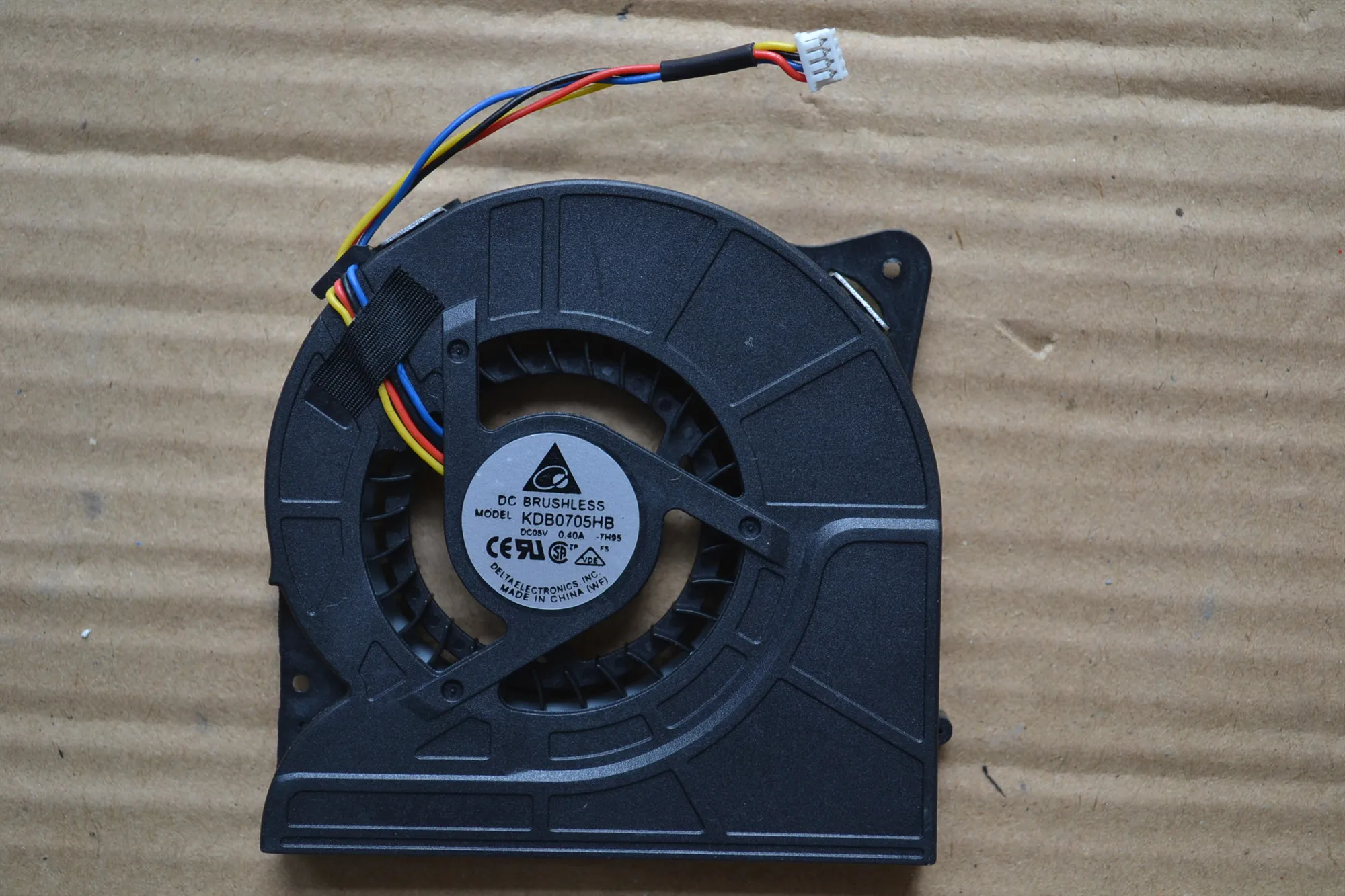 New laptop fan for ASUS X71SL X71S X71V M70SV M70V X71SL N90 M70 F70SL F90SV G71 G71GX G71G UDQFLZH22DAS KDB0705HB 7H95