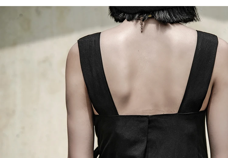 [EAM] New Spring Summer Spaghetti Strap Sleeveless Black Ruffles Split Joint Long Temperament Dress Women Fashion JW631