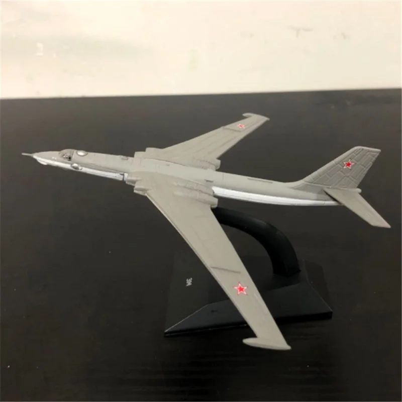 Коллекция 1:400 весы русский мес.-4 года, тяжелый молоток Зубр истребитель бомбардировщик модели литой сплава модели самолетов Дисплей, способный преодолевать Броды для взрослых