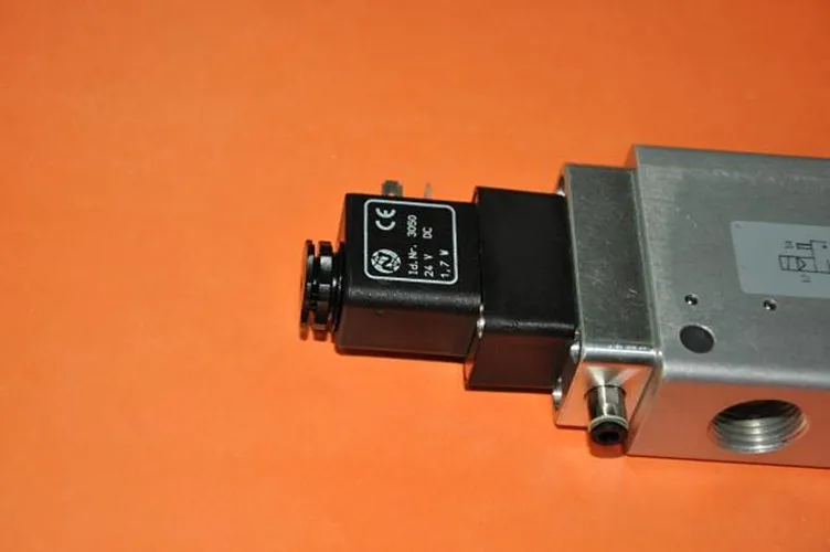 US $318.91 Solenoid Valve 611841191 For Heidelberg Offset Printing Press SM102 CD102