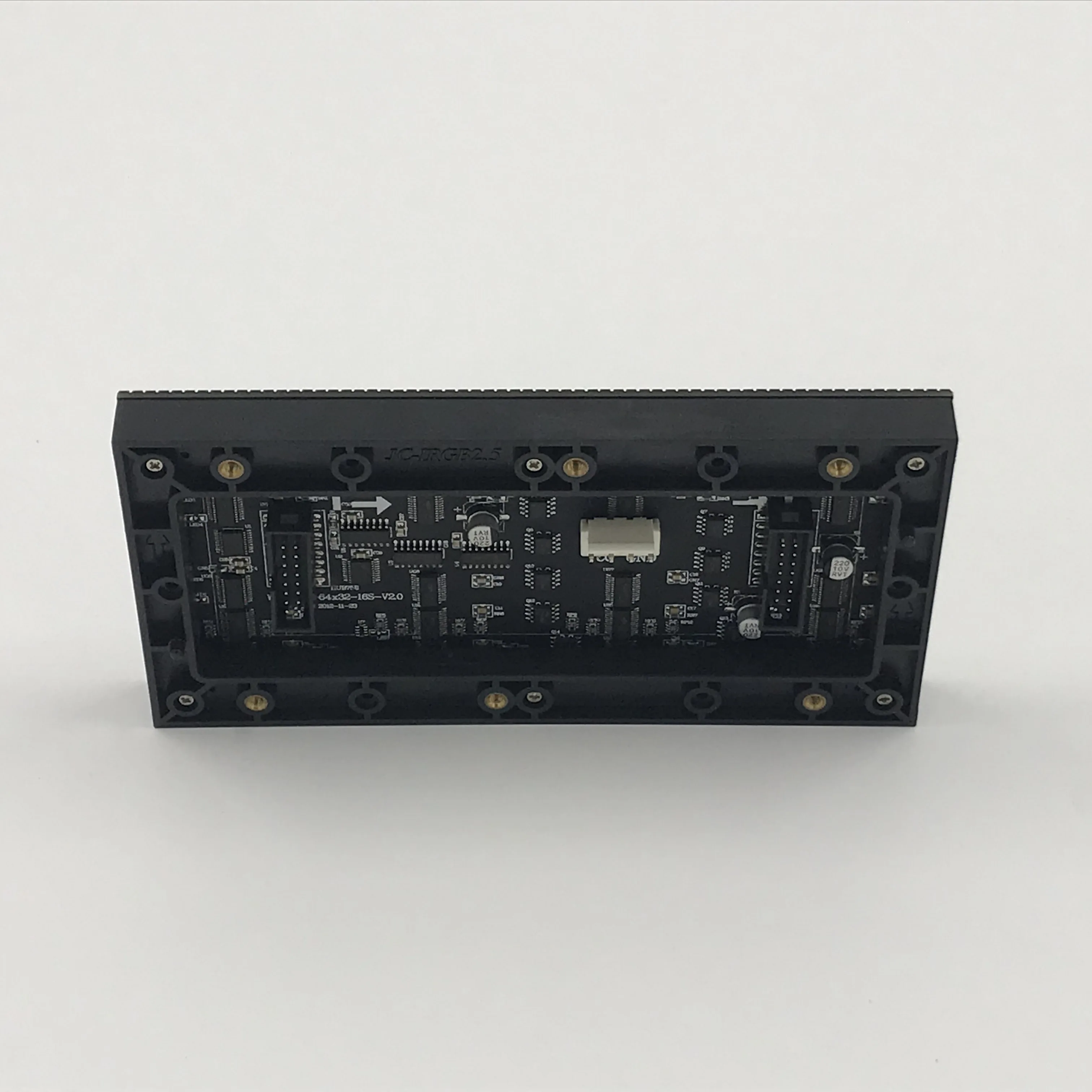 Крытый полноцветный P2.5 светодиодный модуль дисплея 160x80 мм 64*32 пикселей SMD 3 в 1 RGB