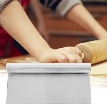 

Baking Tools 8-Inch Food Grade Flour Cutter 430 Stainless Steel Dough Cutter Cream Cake Scraper Spatula