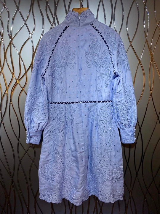 The new autumn and winter women's long-sleeved embroidered net color collar dress buttons 1011