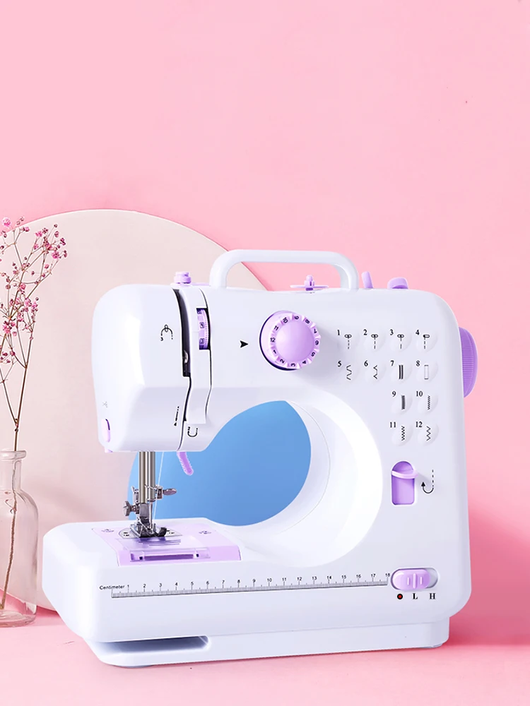 Household Electric Sewing Machine, 12 Kinds of Thick Stitches with Lockable  Buttonhole, Small Sewing Machine, Multifunctional Electric Lock Sewing  Machine for Beginners (Pink)