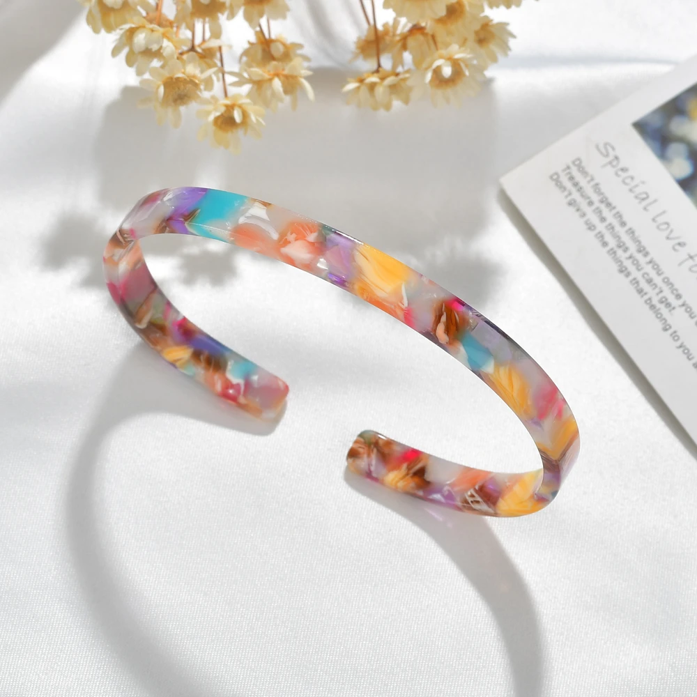New Fashion Leopard Resin Bracelets Bangle For Women Bohemian Open Cuff Acrylic Bracelet Vintage Tortoiseshell Punk Jewelry Gift