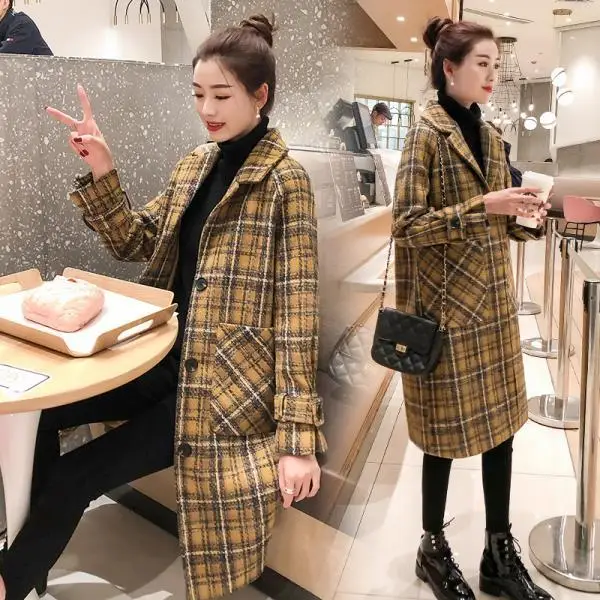 

2020 new woolen coat women's long autumn and winter loose retro plaid coat