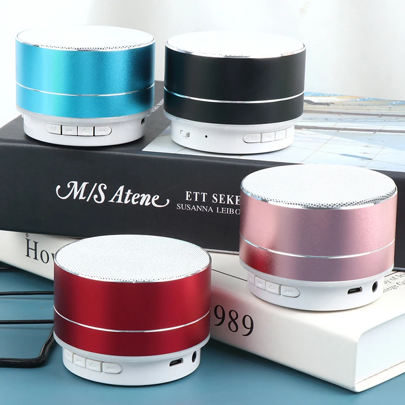 1 Conjunto de diseño de moda Mini práctico Altavoz Bluetooth al aire libre de música estéreo Subwoofer portátil LED altavoz
