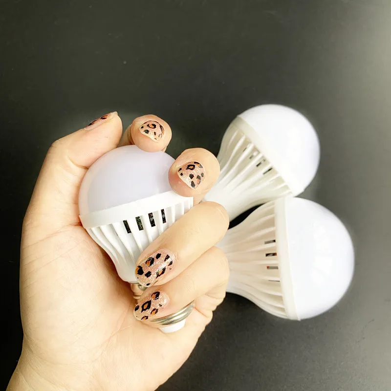 LED Sound Sensor Bulb Lights E27 220V Cool White Night Lamps Lighting Control Auto Turn On Off Lamparas Smart Bulbs For Stairs