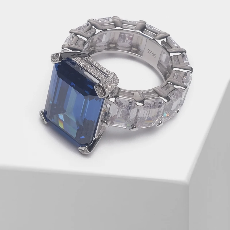 

Local focal Fashion 925 Silver Rectangular shiny design ring