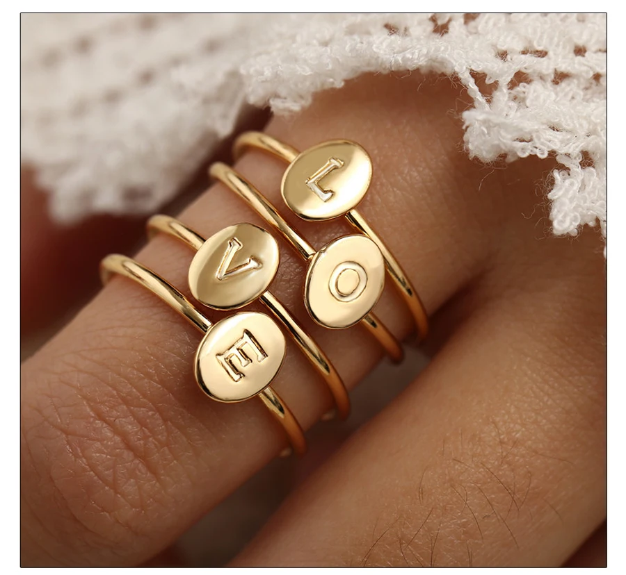 Oval-Initial-Ring_07