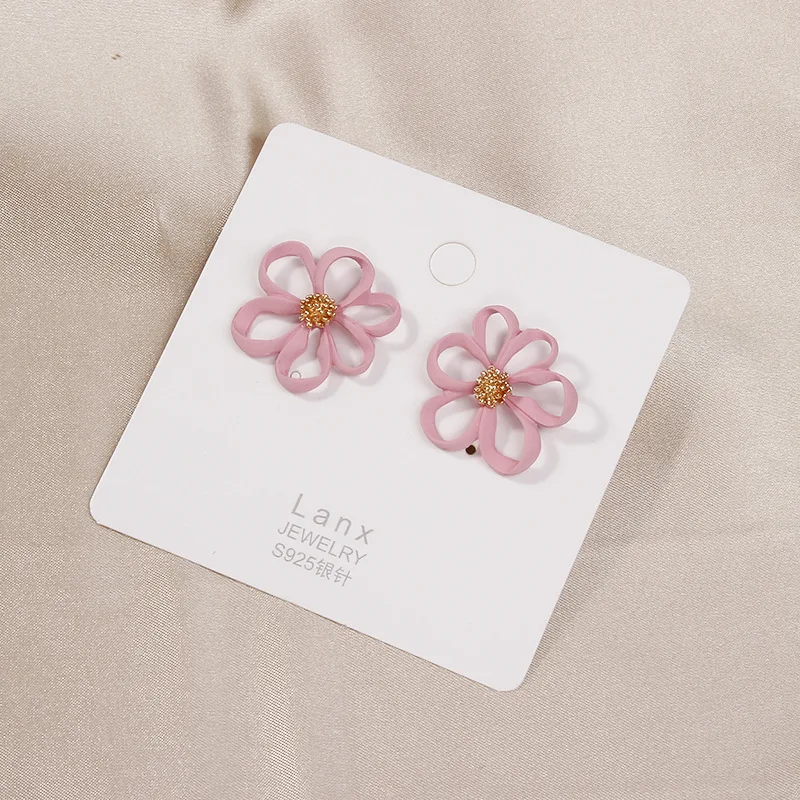 15341990951_1626211359