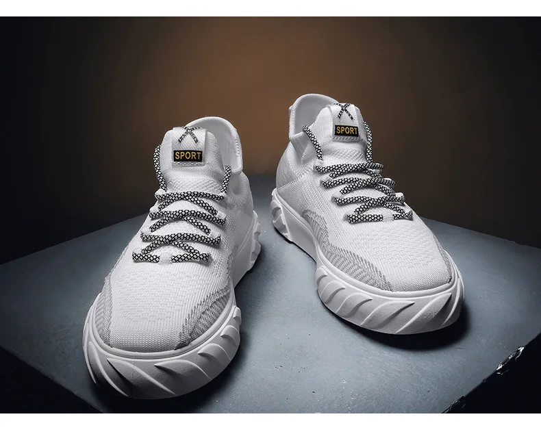 New mesh casual sneakers outdoor jogging sneakers men's laced flat soles