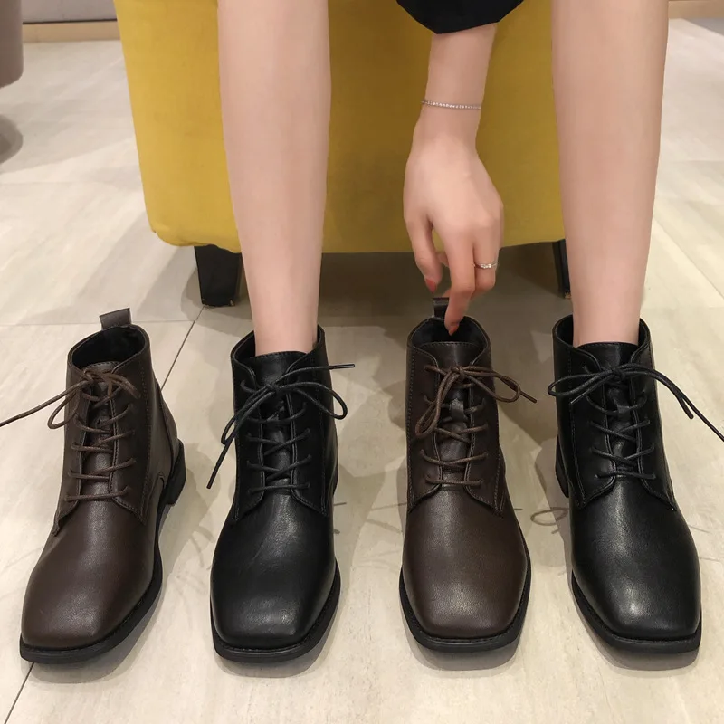 

Winter Shoes Women Lace Up Boots Low Heels booties Luxury Designer Bootee Woman 2020 Zipper Fashion Rock Ankle Autumn Rubber