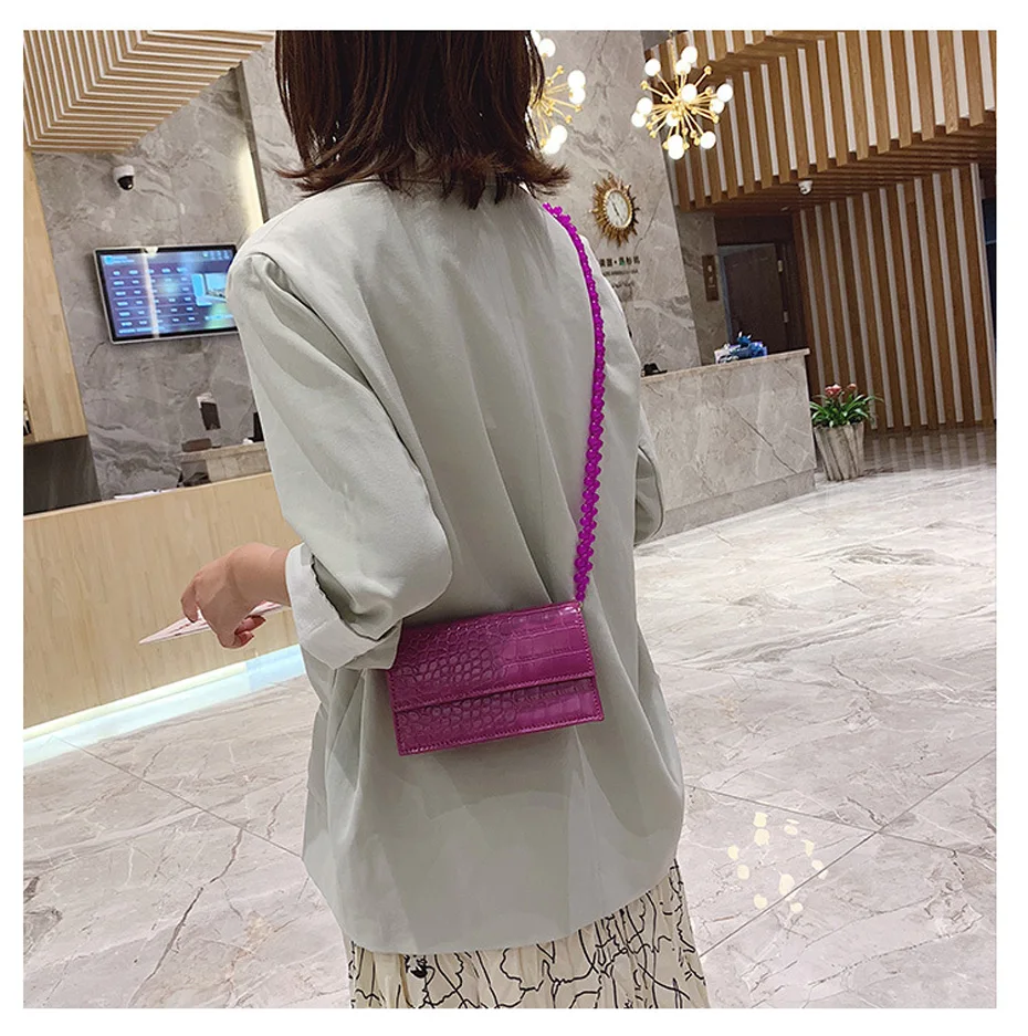 11317990697_477722864