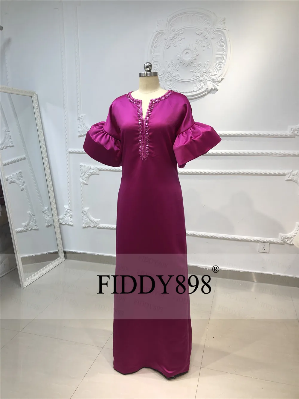 Дубайские Вечерние платья Длинные Caftan V шеи оболочка атласное вечернее платье вышитое бисером платье для выпускного вечера Длина пола de Soiree