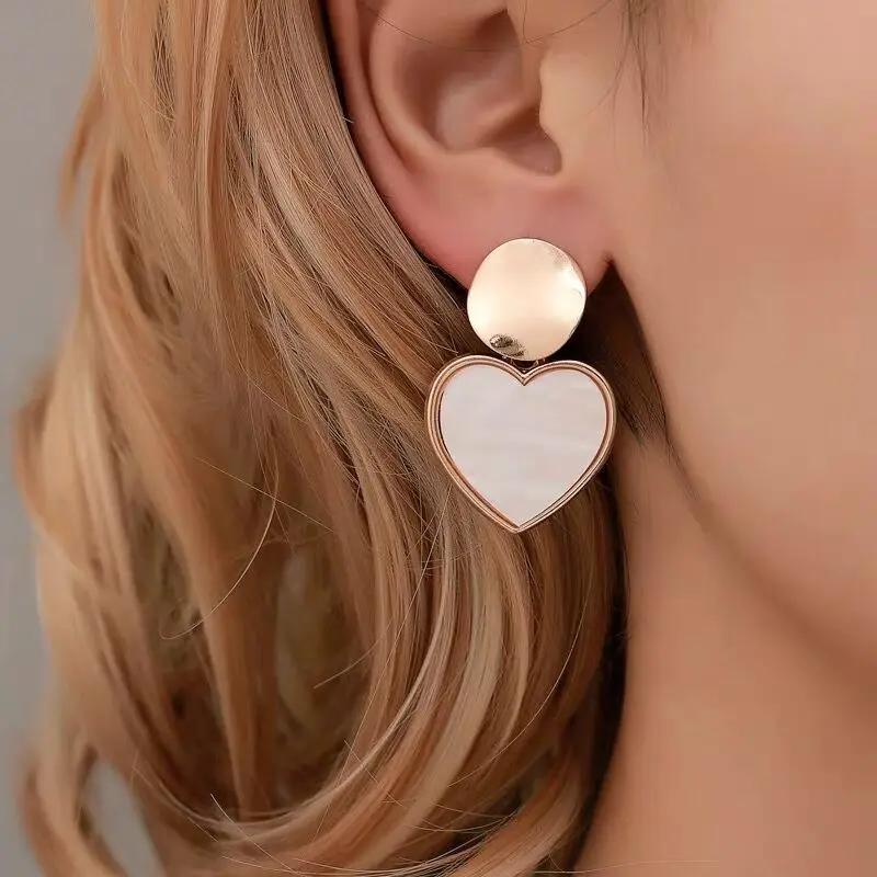 

Earrings Fashion Jewelry Metal Western Korea Round Geometric Noble Charm For Wedding Banquet Woman Decorations statement earring