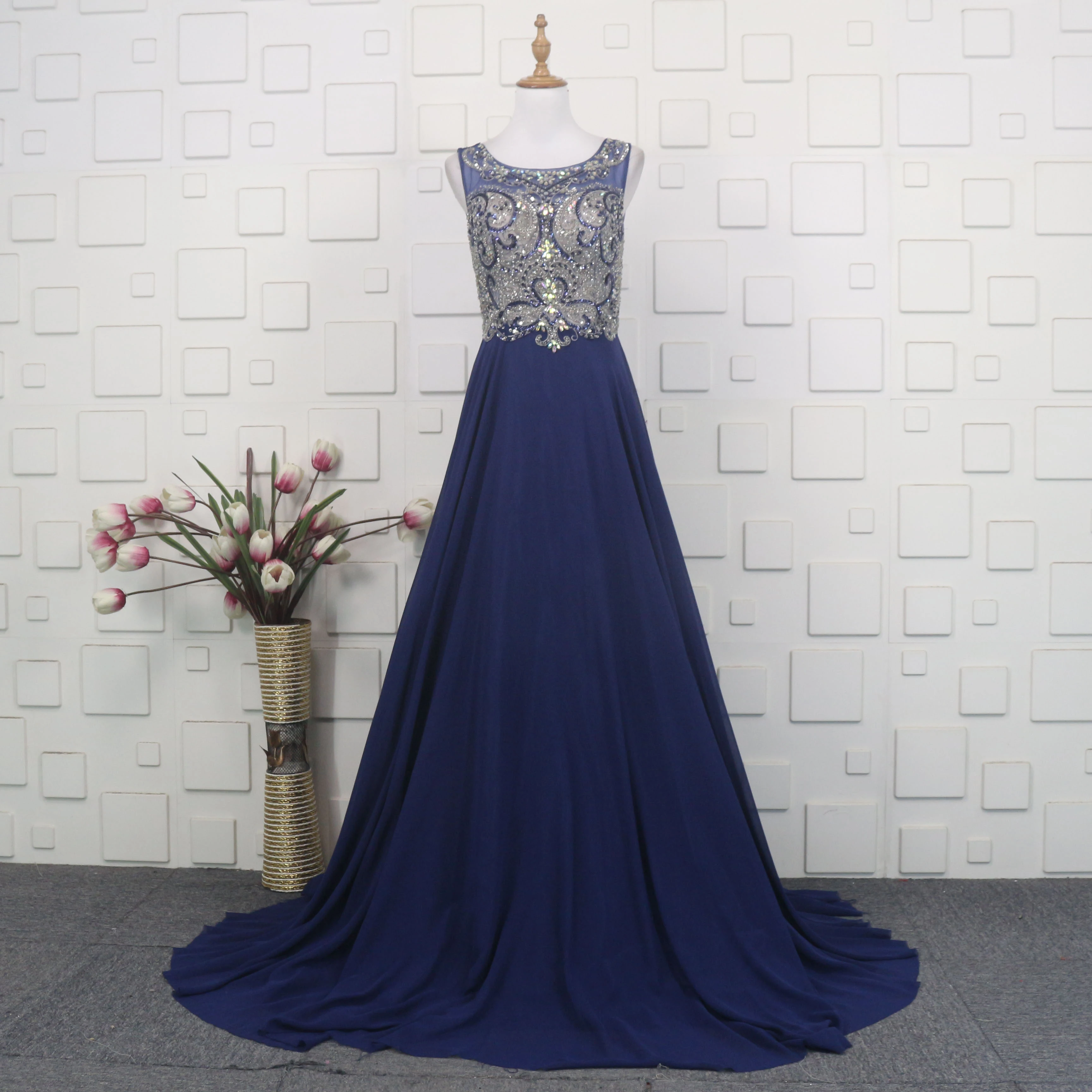 Evening Dresses Navy Evening Dresses A Line 2021 Crystal Beads Sleevless Scoop Floor Length Evening Gowns for Women long gown