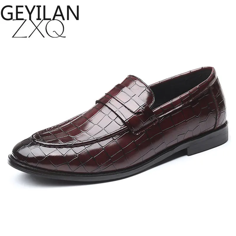 Merk Zakelijke Mannen Bullock Formele Kantoor Kleding Schoenen 2019 Mode Casual Schoenen Mannen Groot Formaat Mannen Loafers Merk Zakelijke Mannen Bullock Formele Kantoor Kleding Schoenen 2019 Mode Casual Schoenen Mannen Groot Formaat Mannen Loafers