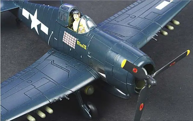 Хобби мастер F-6F5 Hellcat Minsi III USS Essex 1/72 литье под давлением модель самолета